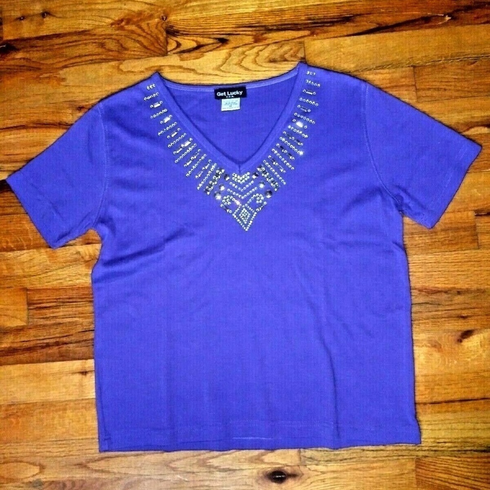 Get Lucky brand Purple top Embellished knit short sleeve Sz M tee